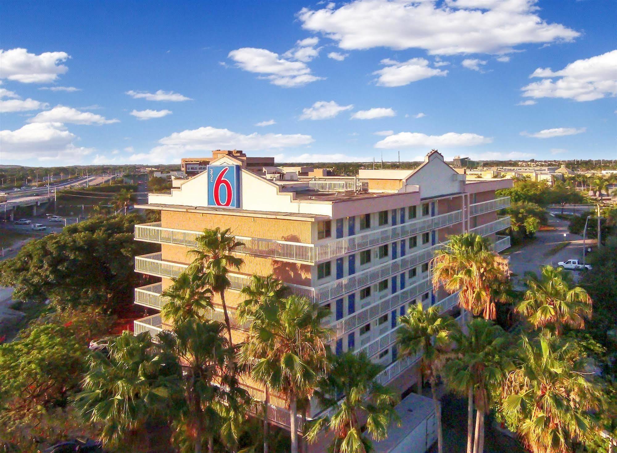 Motel 6-Cutler Bay, Fl Экстерьер фото